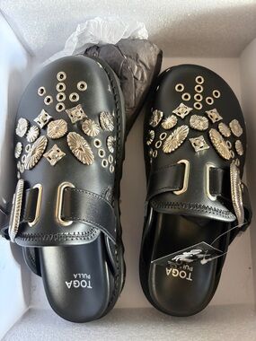 TOGA Pulla Embellished Buckled Clogs